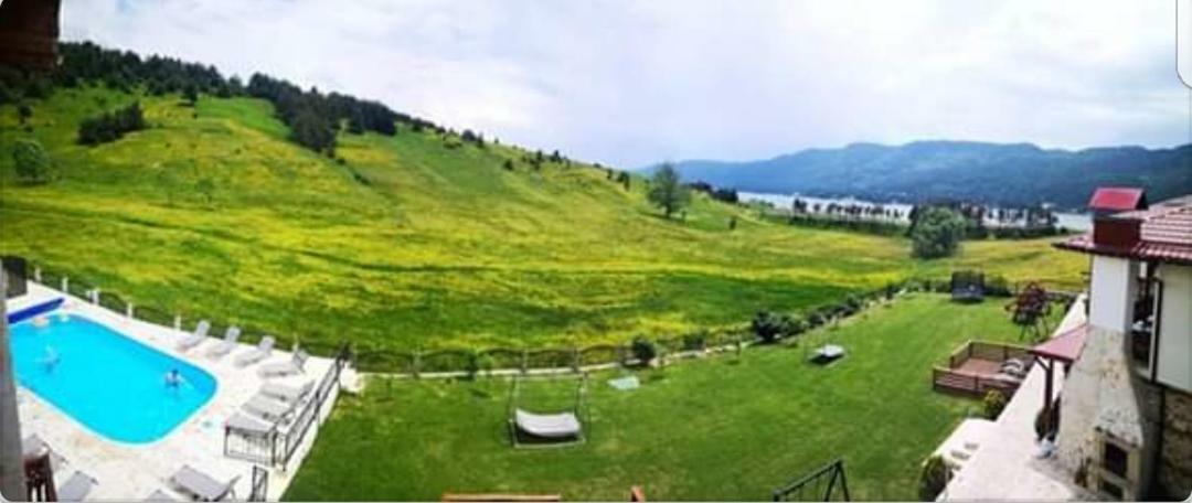 Къщи За Гости Башеви Sarnica Exteriér fotografie