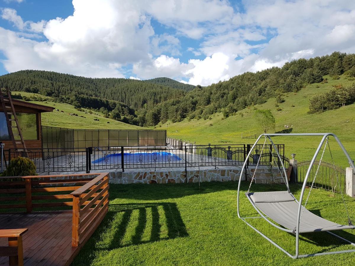 Къщи За Гости Башеви Sarnica Exteriér fotografie